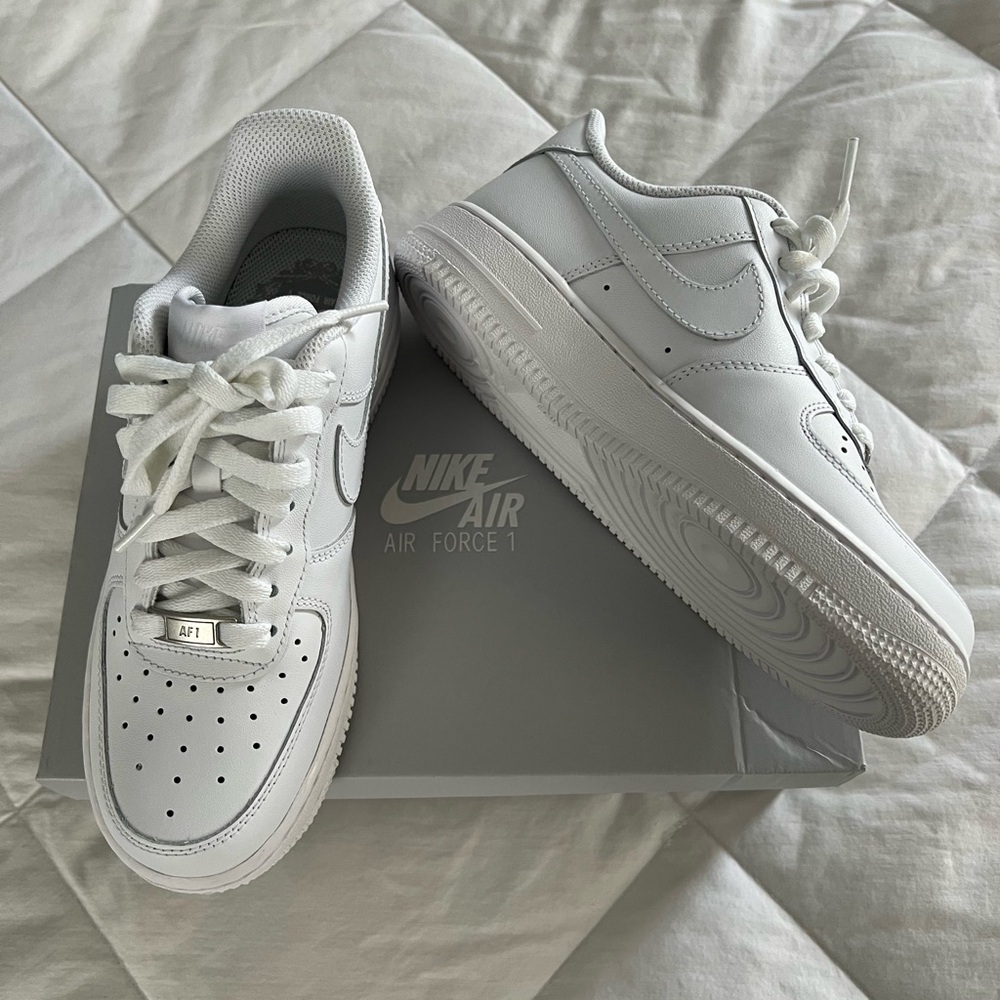 Brand New Nike Air Force 1 ‘07 Sneakers in Women’s 6.5M
